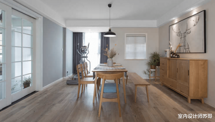 学会化繁为简，用最简单的元素装扮三居室，让家更加舒适