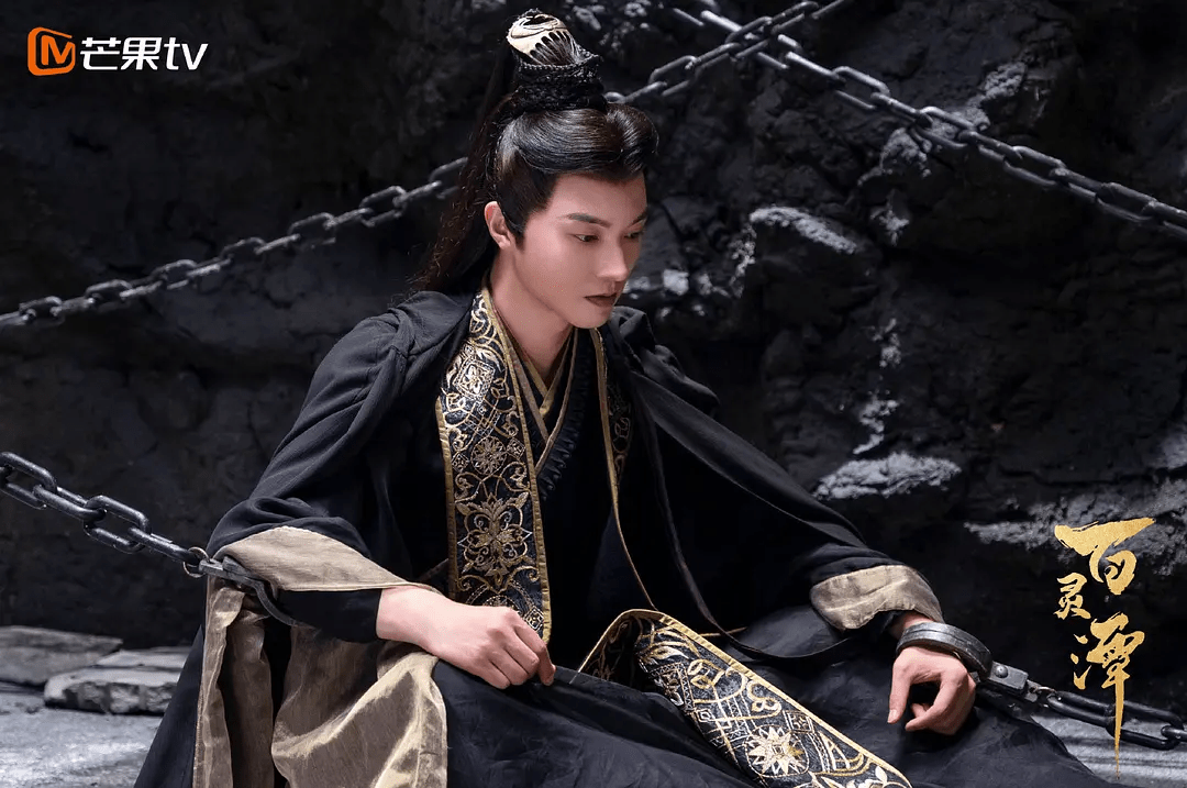 百灵潭|开播当日收视3000万！全剧没有一位流量明星，凭什么这么“强势”