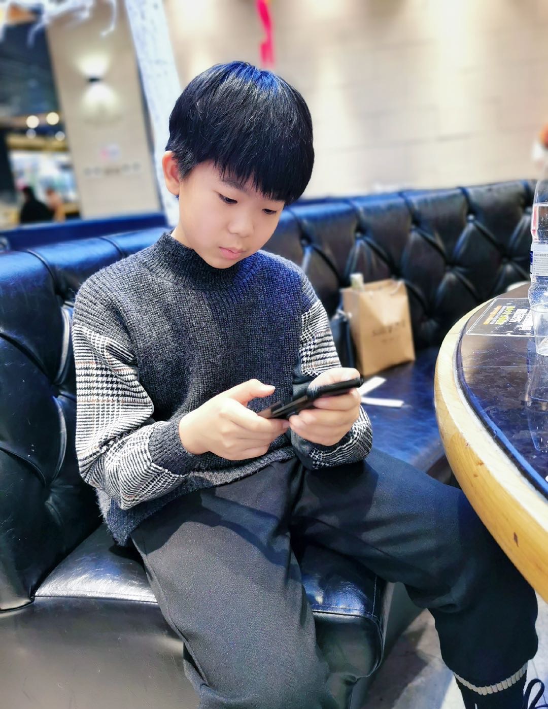 父母爱情|《父母爱情》里的孩子们如今个个都是俊男靓女，唯独小江亚菲变了