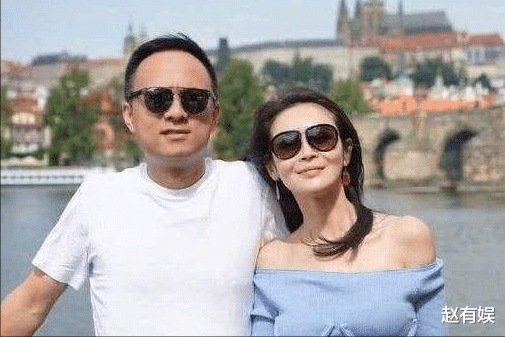 于明加|于明加：出道10年0绯闻，28岁嫁圈外老公，如今39岁活成人生赢家