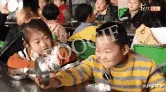 凯叔讲故事|“妈妈，我长得很丑吗？”这位母亲的回答太酷了！