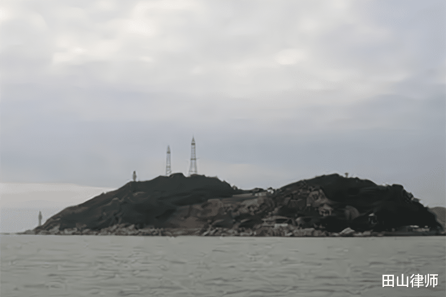 深圳龙岗杀人碎尸案:“屌丝”男奸杀嫩模,肢解后抛尸海上