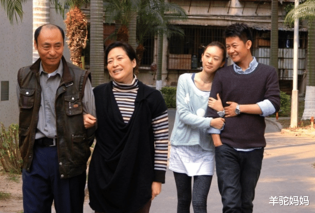 羊驼妈妈|“打死不生二胎三胎”,这些精致利己者,多半出自独生子女家庭