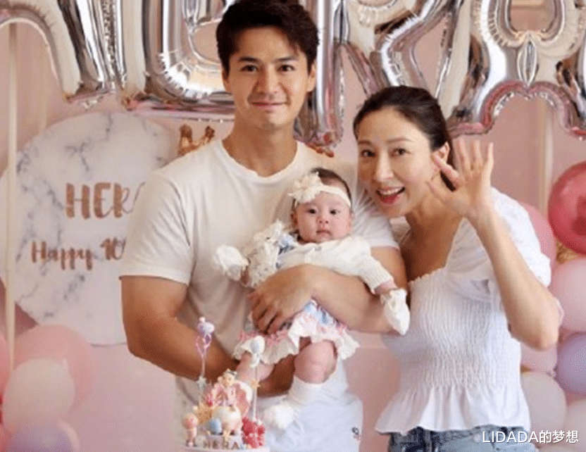 杨怡|从无名龙套到视后，42岁杨怡高龄生下二胎儿子，一家四口终得圆满