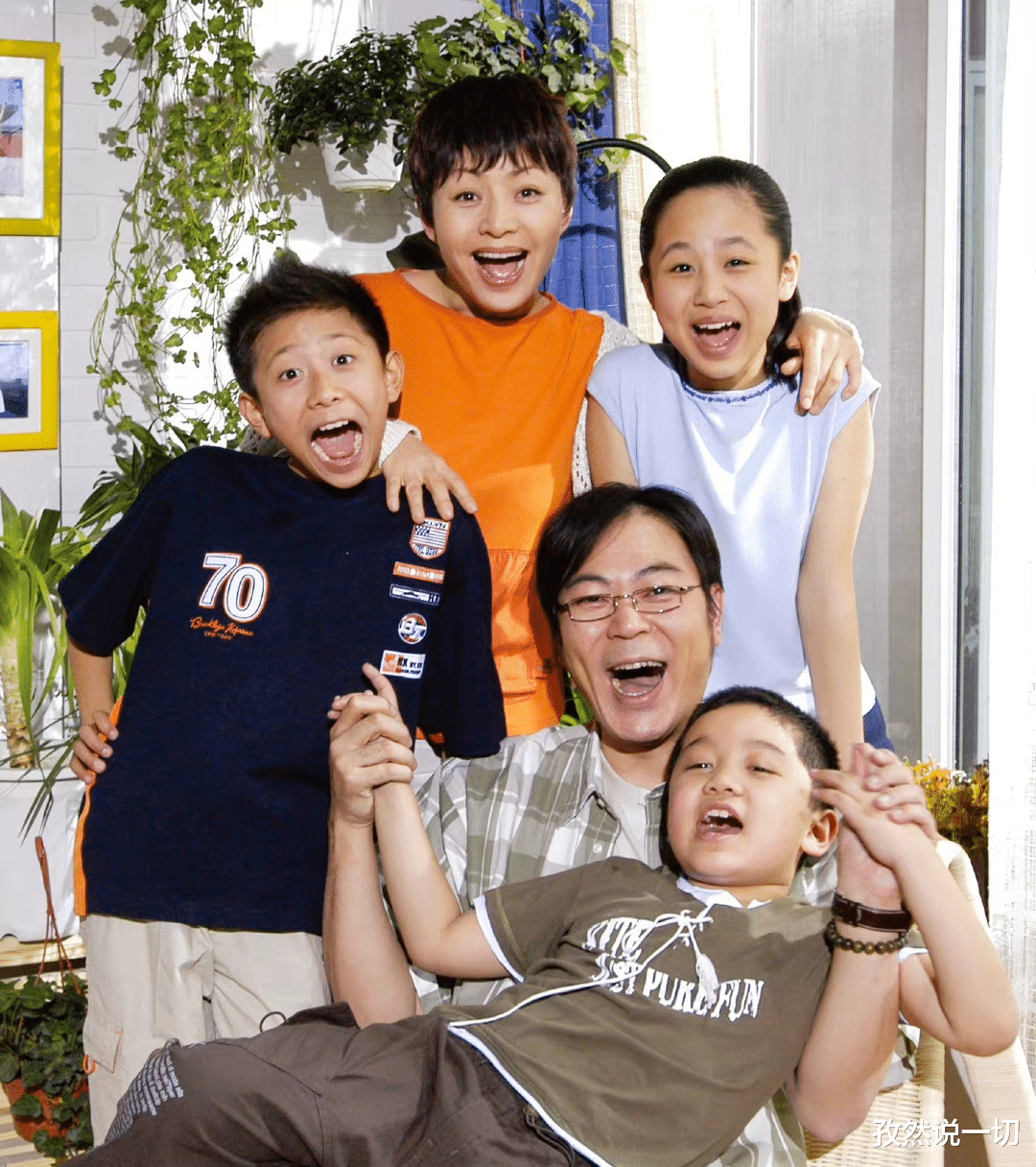 宁丹琳|《家有儿女》被遗忘的“夏雪”宁丹琳,在《和平之舟》演女军医,表现惊艳饱受好评