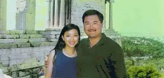 赵丽颖|春晚前排坐了20年的她，到底什么来头？