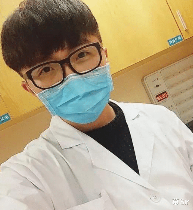 毛不易|“逆天改命”毛不易，当年被华晨宇当众教训，他却用才华战胜资本