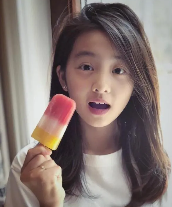 黄磊|15岁女儿黄多多被陷入谣言漩涡，父亲黄磊左右为难