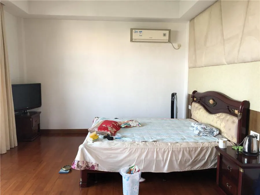 商品住房|广东肇庆一套343平大别墅以314万成交
