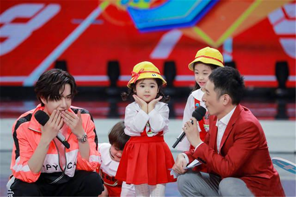 明星|7岁“横漂”爱拍戏，妈妈辞职成全女儿明星梦，爸爸是清华博士后