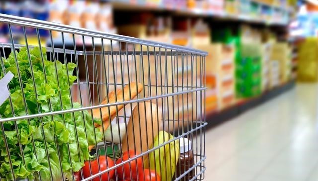 永辉超市 “千亿超市巨头”没落?市值腰斩,债务攀升,是兄弟内斗惹的祸?