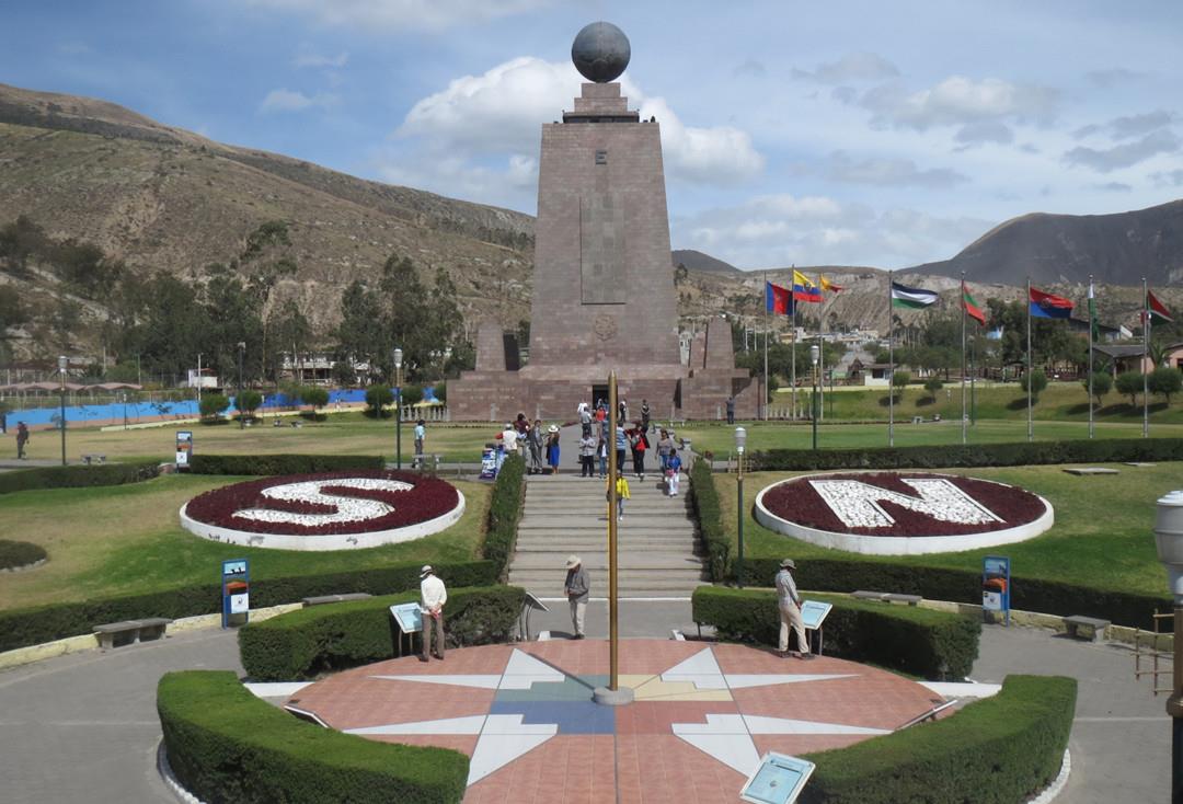 太阳系 宇宙真的太大了：地球若只有4厘米，等比缩小的宇宙有多大？