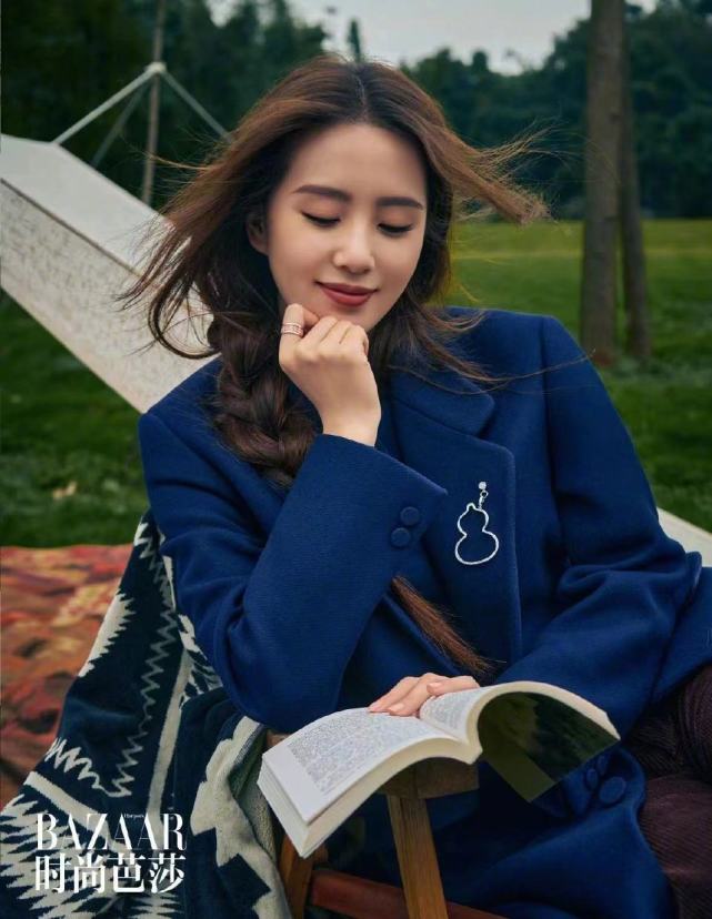 刘诗诗|刘诗诗闭年刊彻底封神！演绎出酷飒女主范，人淡如菊气质太开挂了