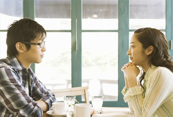 90育儿|远嫁女儿一年回一次家,爸妈送“惊喜”,凭空多了个刚满月的弟弟