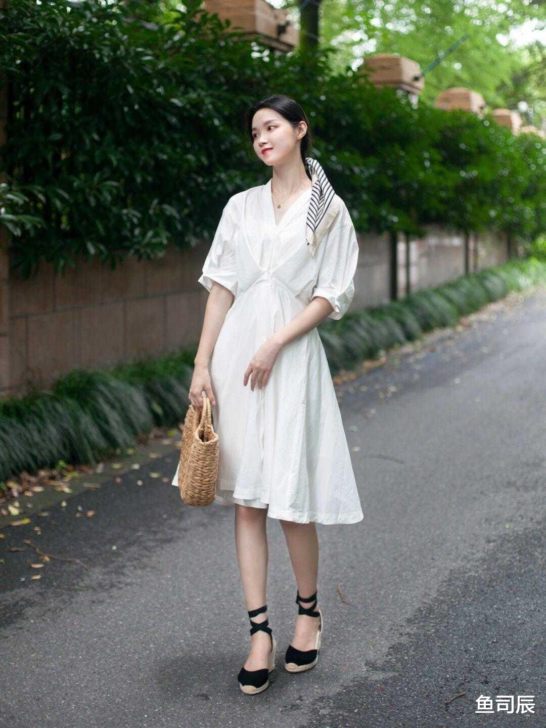 鱼司辰|谁说小个子不能穿长裙子?把握这些细节显高显瘦,还能提升气质感