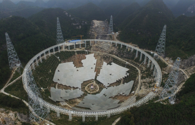 暴雨 中国天眼直径500米，遇到暴雨会成“汤锅”吗？让你见识下高科技