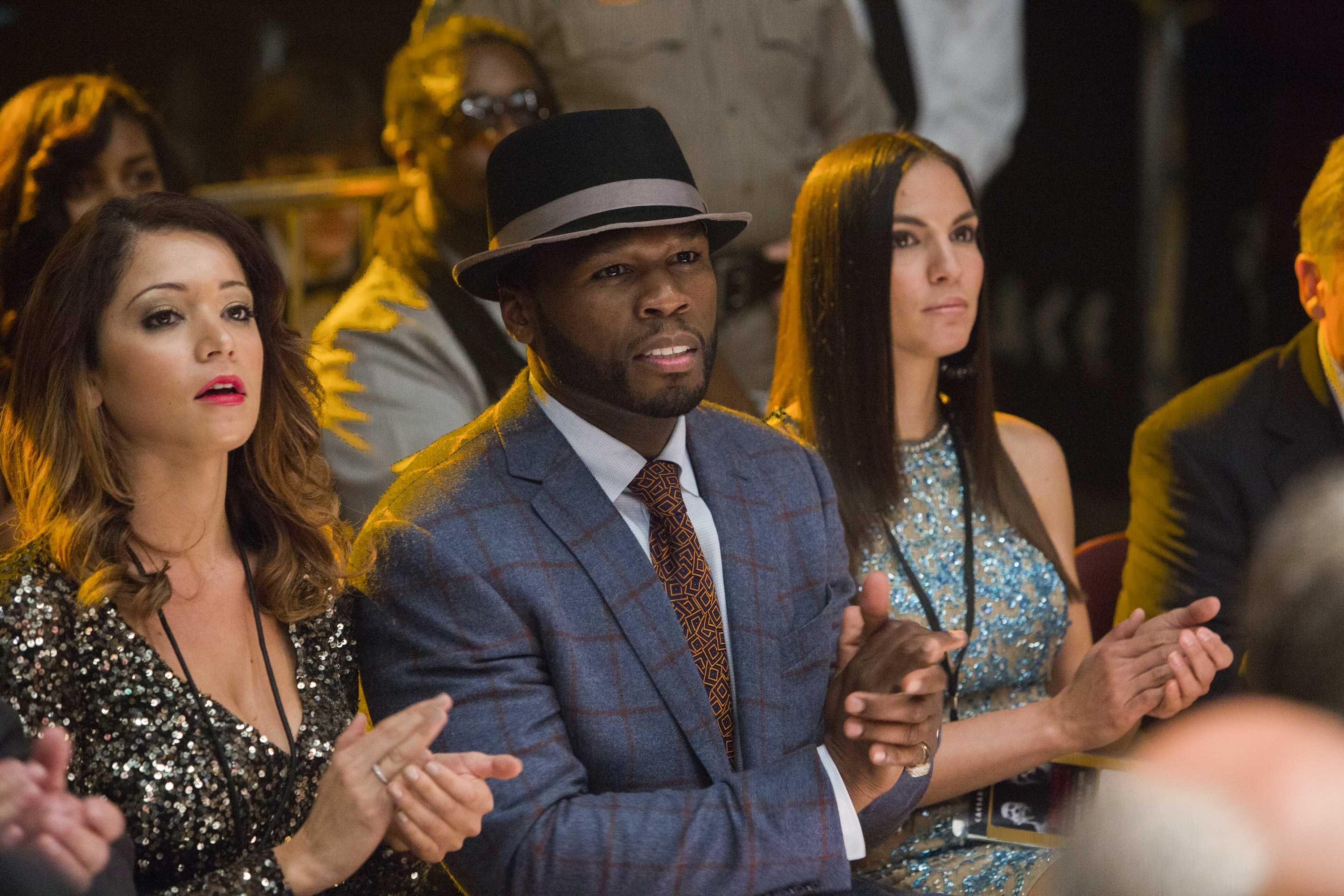 铁拳|《铁拳》：一部献给男人的拳击电影，出拳刚猛，但脚步有点凌乱