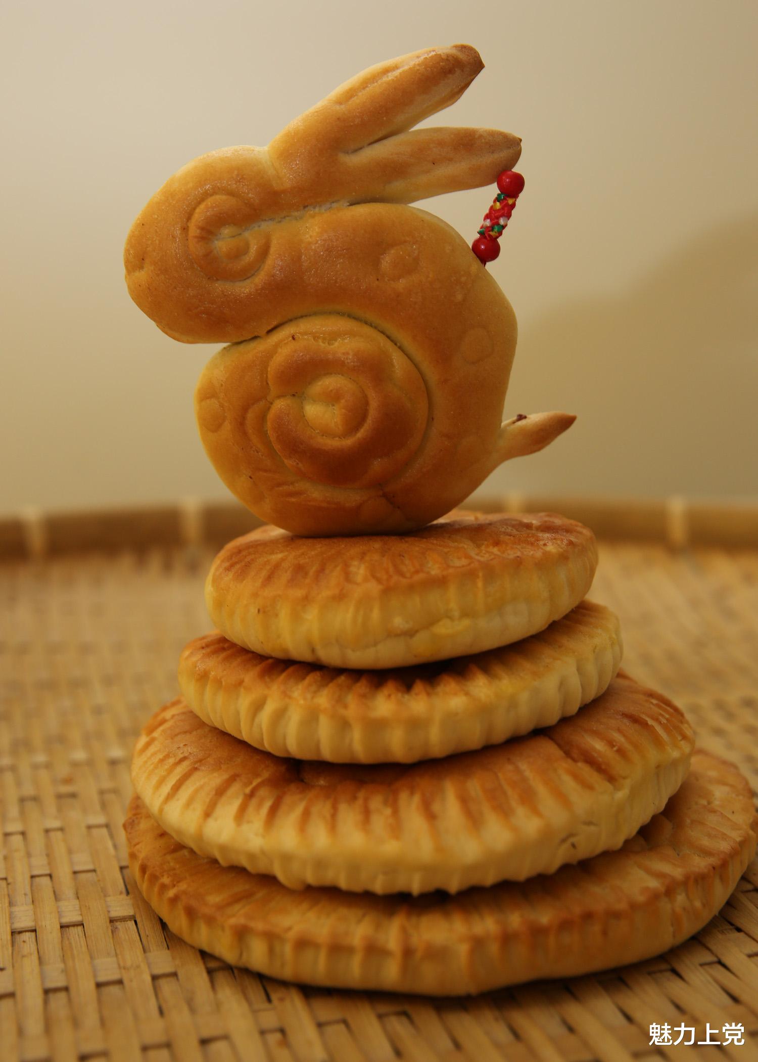 科学家 传统纯手工“玉兔望月”月饼上市了