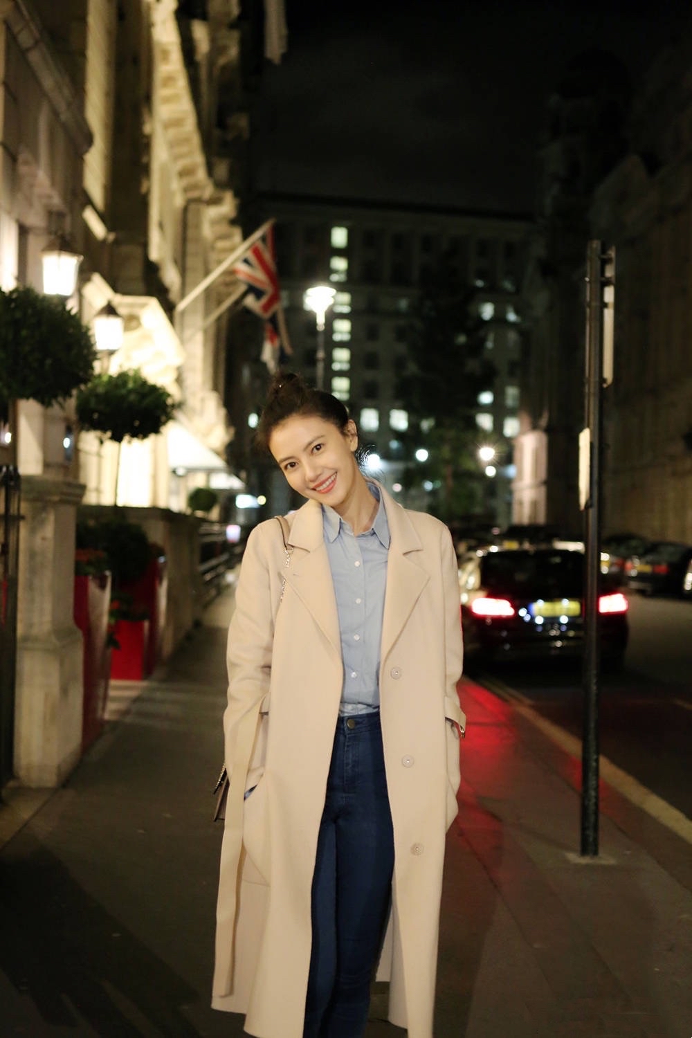 哚乐Like时尚|高圆圆真理想型女友,“花瓶裙”穿出清纯优雅范,同框Baby也不输