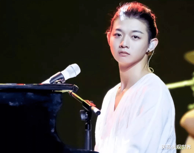 霍尊|有种“整容”叫霍尊剪短发,本以为很娘,结果却帅成王炸!