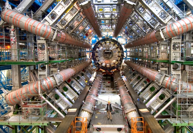 太空 当你掉进粒子加速器里时，那会发生什么？答案不敢想象