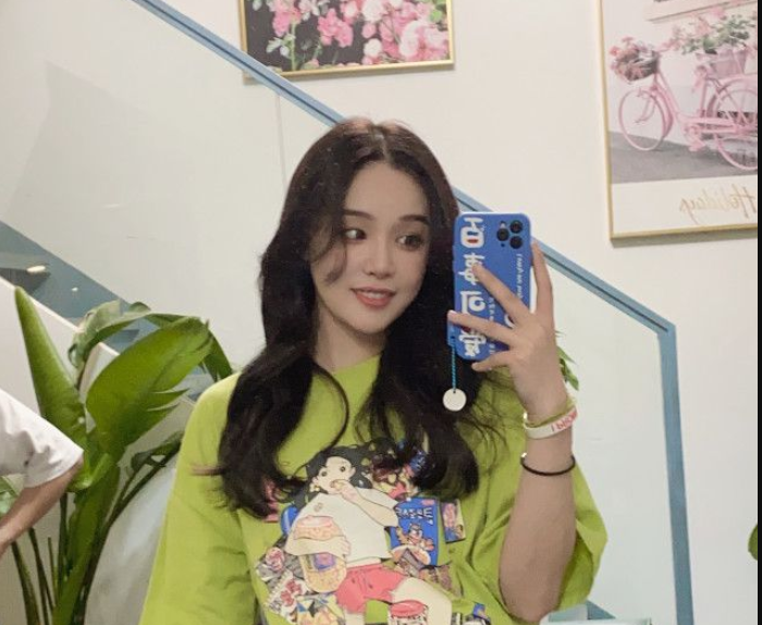 网络暴力 某网红喝农药背后的原因可曾有人看清？网络暴力何时休？