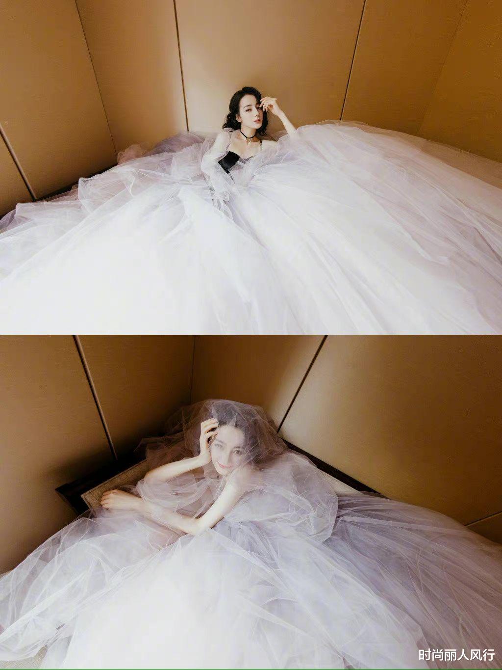 迪丽热巴|热巴杨洋高颜值cp彻底赢了郑爽!穿性感礼服变公主,腰比发箍还细