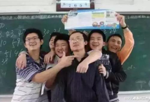 学霸|工作后回校看老师的都是差生吗？不一定，但学霸和差生有明显区别