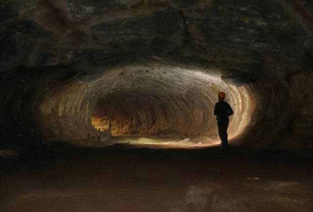 巴西发现13000年前的隧道,科学家已经确认:不是人类建造的