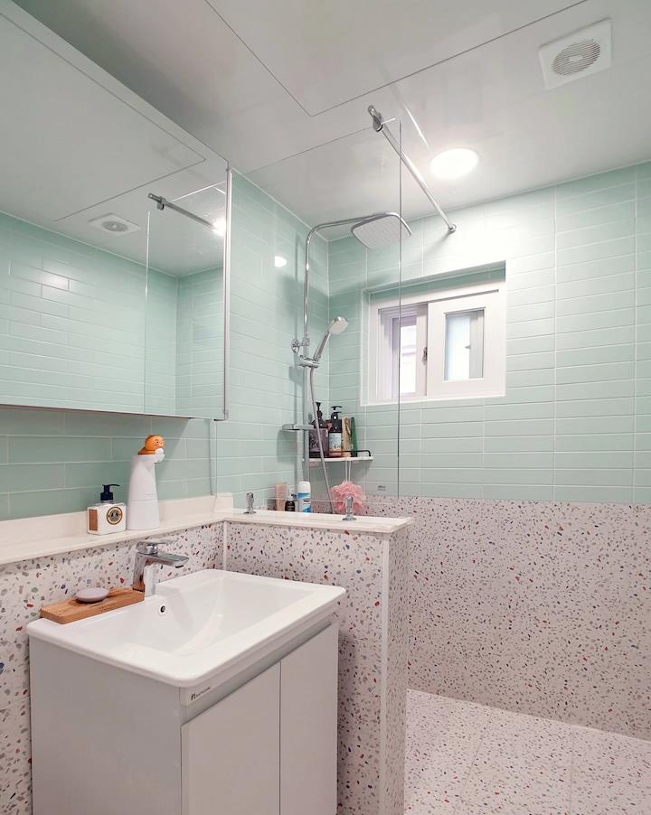 小夫妻独占一层楼,自装坚决舍弃“假高级”的吊顶,幸福感倍增!