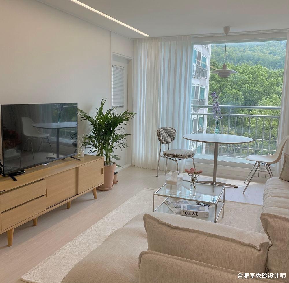 合肥李秀玲设计师 不吊顶无主灯、大白墙少造型，110㎡保持极简，反而更高级温馨