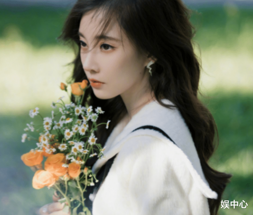 冯提莫|冯提莫新歌挑战戏腔受众人认可，演唱景仁宫主题曲，宣传国风