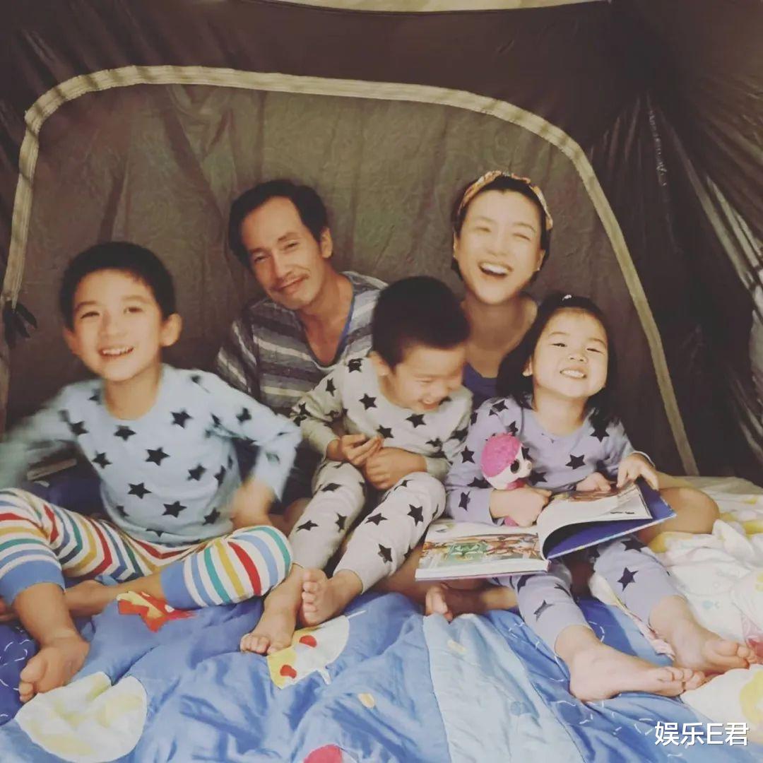 王浩信|50岁陈豪一问三不知，意外获赞绝世好男人，网友：完美KO王浩信