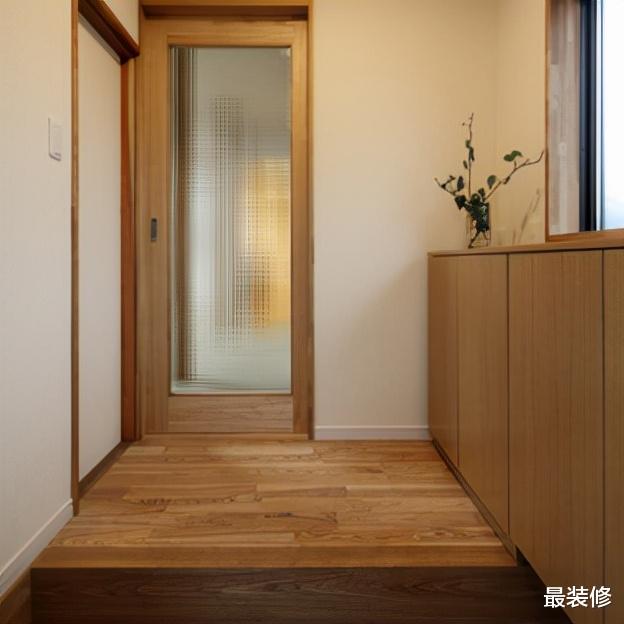 等我再装修，一定设计一个日式玄关，整洁美观，回家也很有仪式感