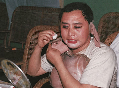 猪八戒|74岁高龄的“猪八戒”的扮演者妻子比嫦娥还漂亮，还温柔贤惠