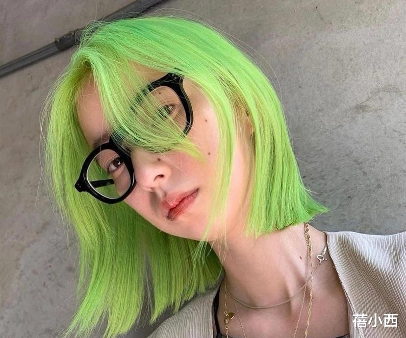 皮衣 秋日私藏发型，这几款你尝试过几种？简约风与夸张感一应俱全