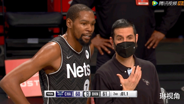 黄蜂队|篮网大胜黄蜂！杜兰特25+11，格里芬劈扣，赛后杜兰特走向对方替补席