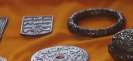 舜网 男子花1.2亿买的青花大缸,20年后来鉴宝,专家的话让他崩溃