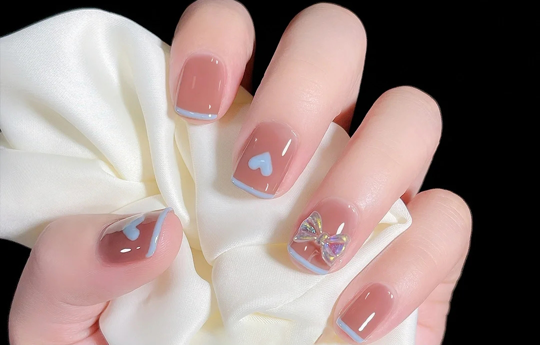 美甲|据说这些美甲中藏着秋天里最高级的神仙配色