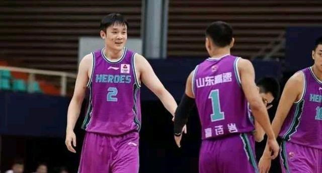 嘟小薯 CCTV5+直播！山东VS新疆形势巨变，阿帅重拾信心，徐长锁黔驴技穷