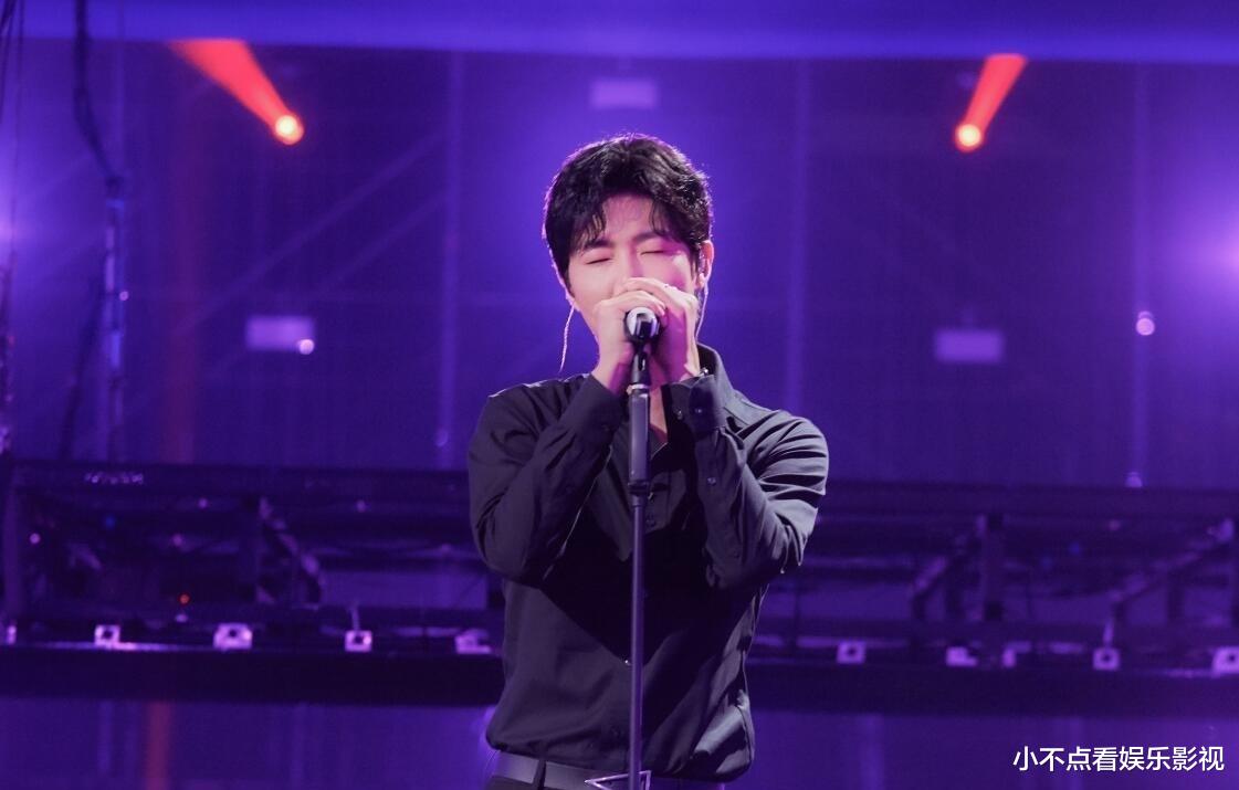 追光吧|《追光吧》二公，如无意外，首位淘汰哥哥诞生，三大黑马出现