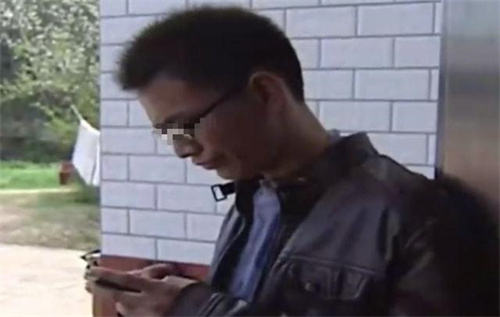 妻子不守妇道,老实丈夫为了孩子选择隐忍,亲子鉴定结果让他崩溃