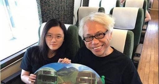 原生家庭|“父女恋”：17岁高中生林靖恩，辍学嫁给57岁大叔，如今生活怎样