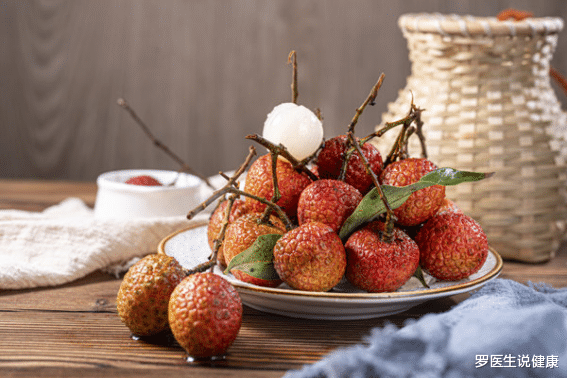 酸奶|21岁女大学生半年甲状腺结节转癌，提醒：3种水果是元凶，别常吃