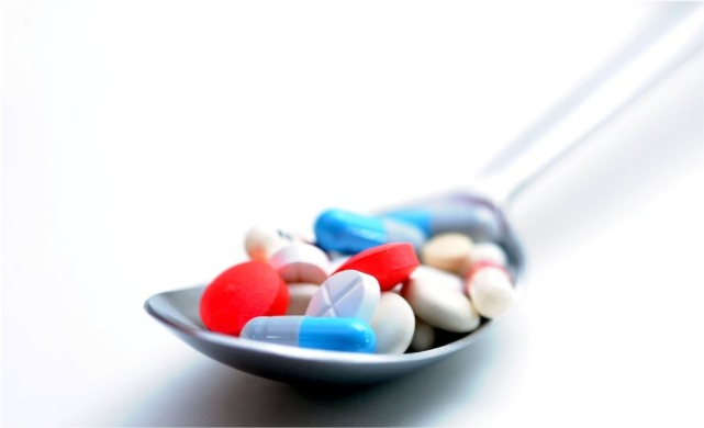 胃黏膜|伤胃的4大因素已公布，不吃早餐并不在其中，看完榜首，尽早避免