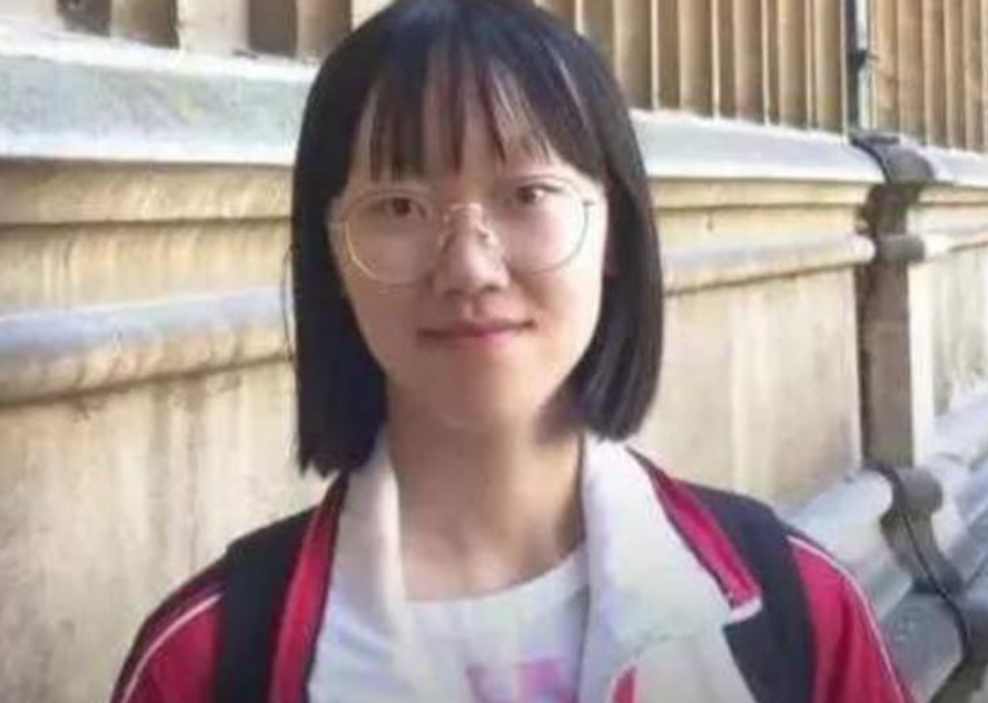 菁妈育儿|孩子近视率52.7%，肥胖率20%，专家：家长让娃每天一小时户外运动