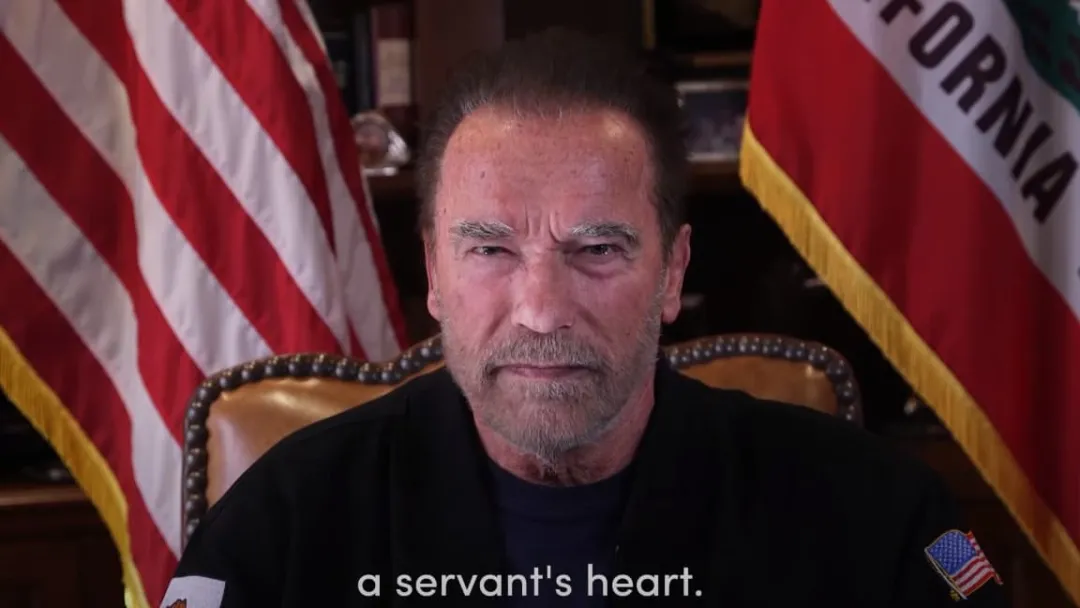 白梦妍|施瓦辛格儿子遗传成功帅气依旧！网友：王子殿下无疑！