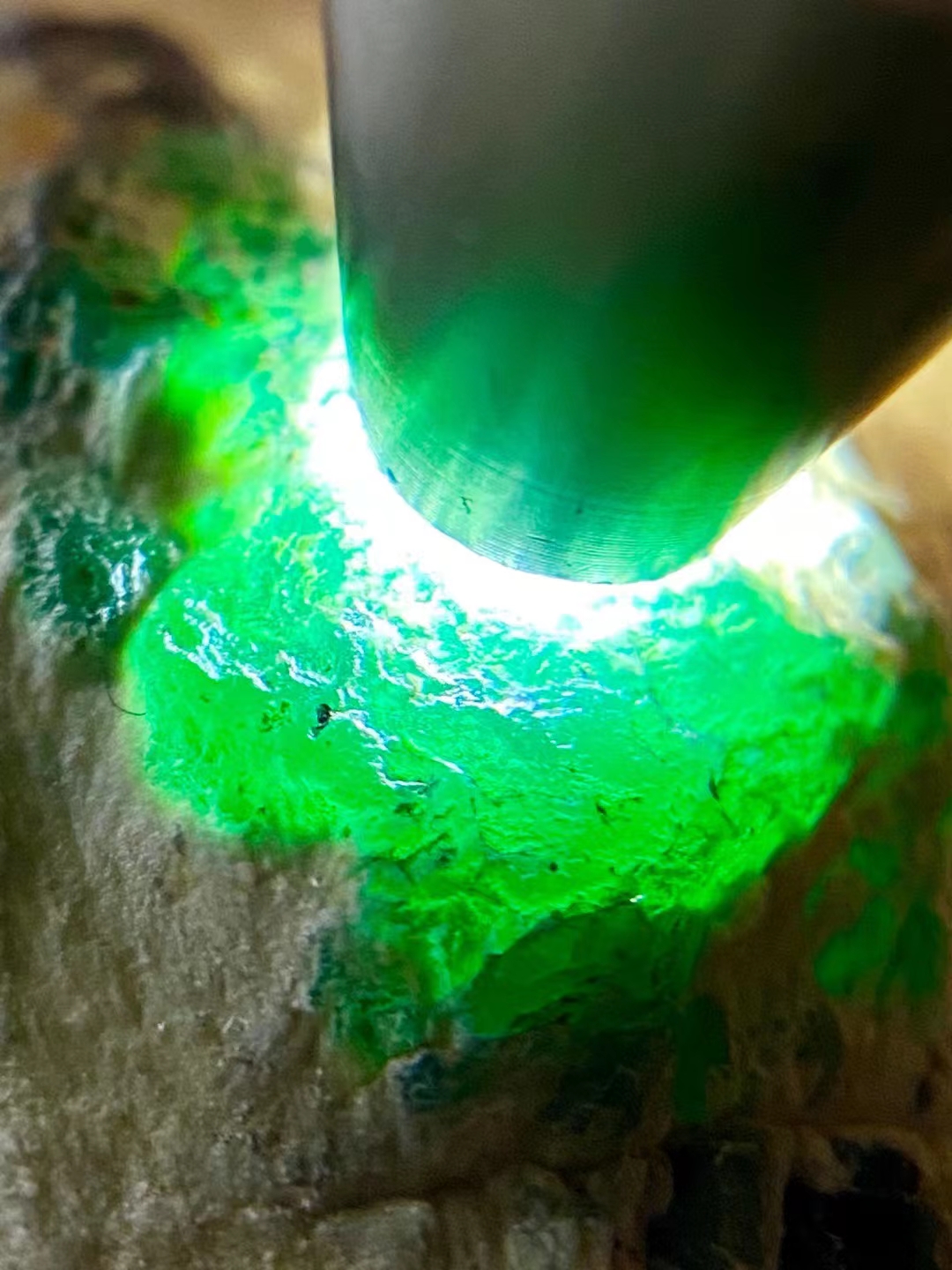 翡翠|翡翠以绿为贵的原因，你知道几个？