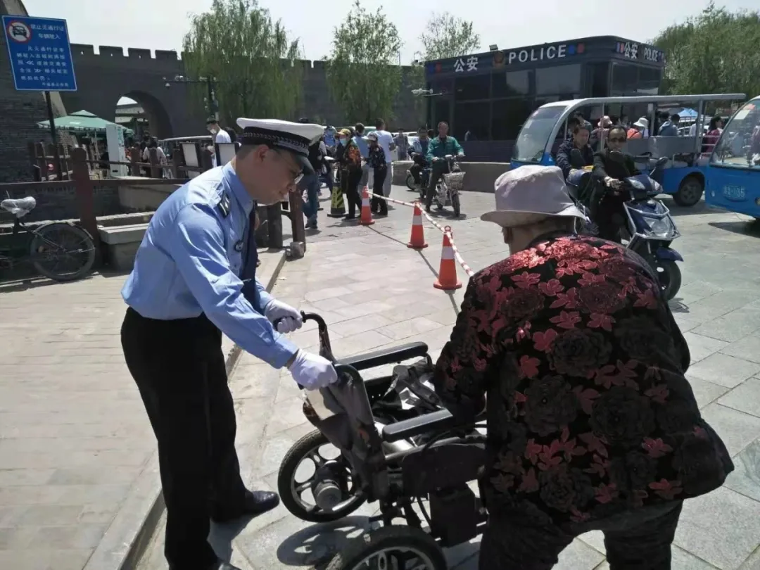 爱平遥 平遥：你们坚守的样子，真美！