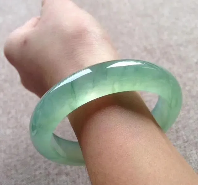 翡翠|翡翠的种类繁多，教你认识翡翠的“种”，以防被坑！